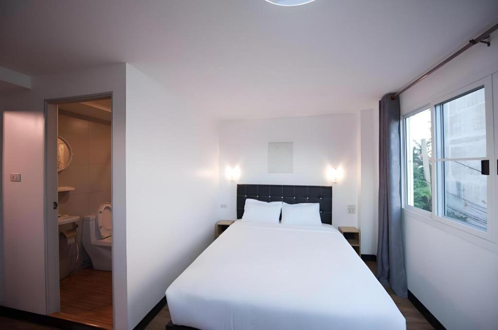 Hostel Hoppers Place Donmuang