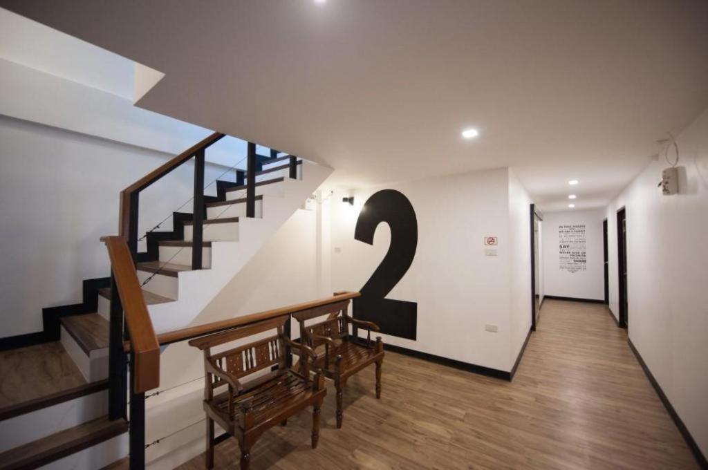 Hostel Hoppers Place Donmuang *